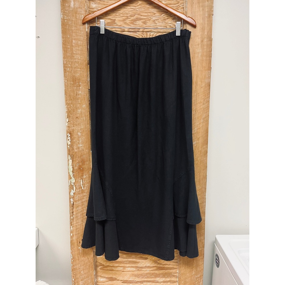 Mosaic Maxi Skirt L/XL Black Tiered Boho Goth Modest Minimalist Dark Romantic